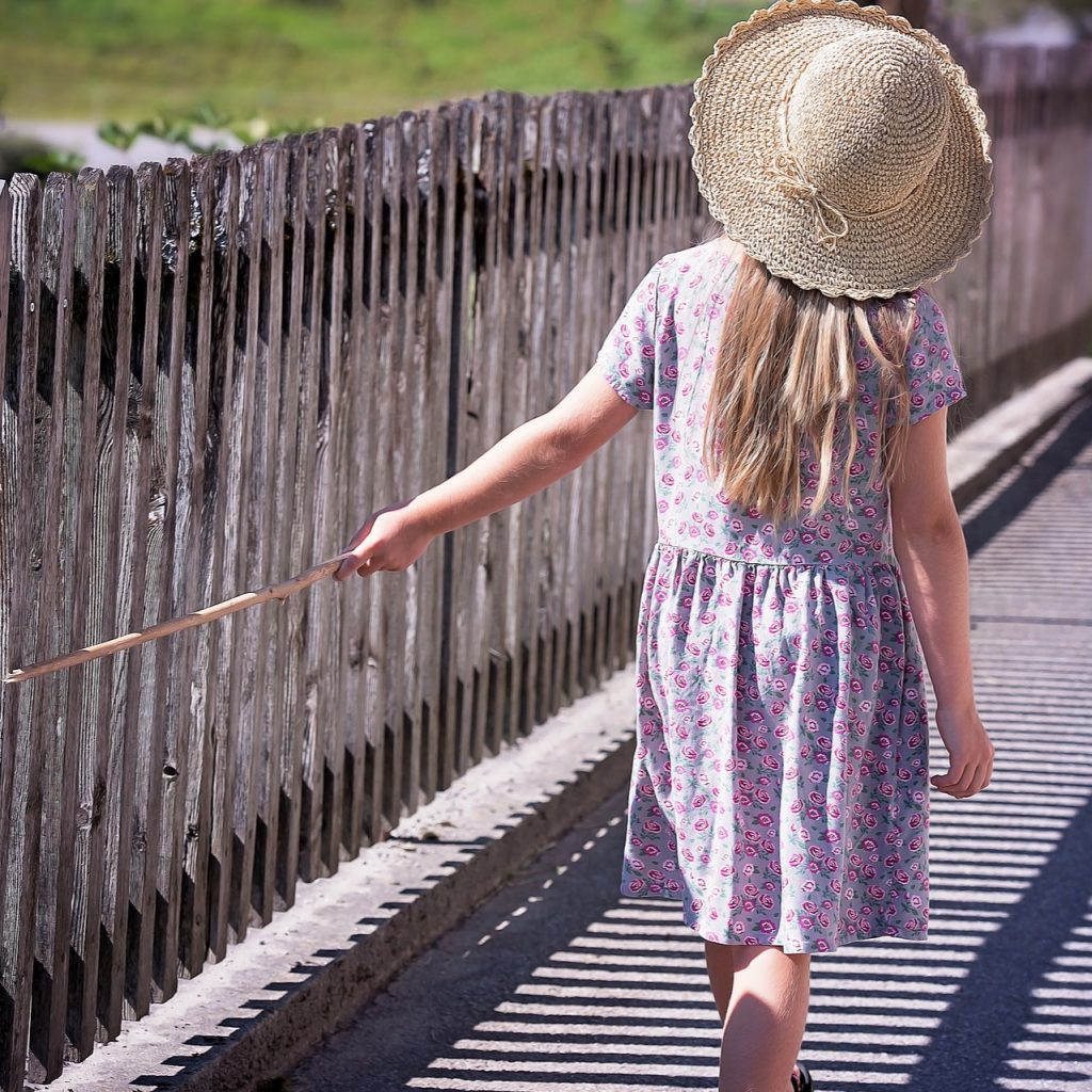 A Girl Child Walk In Summer Whatsapp Dp Image