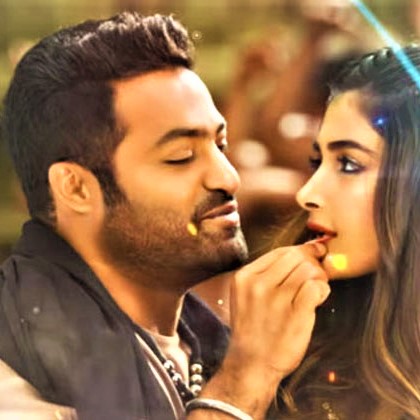 Jr NTR Dance With Pooja Hegde In Aravinda Sametha Movie Whatsapp Dp Image