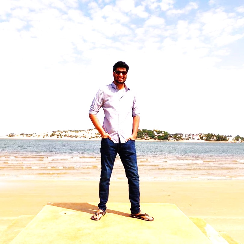 Gursimran Khamba Enjoying Sea Beach WhatsApp DP Image