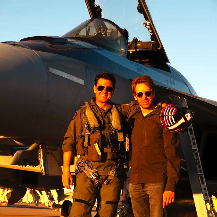 Tom Cruise And His Wingman Friend WhatsApp DP Image