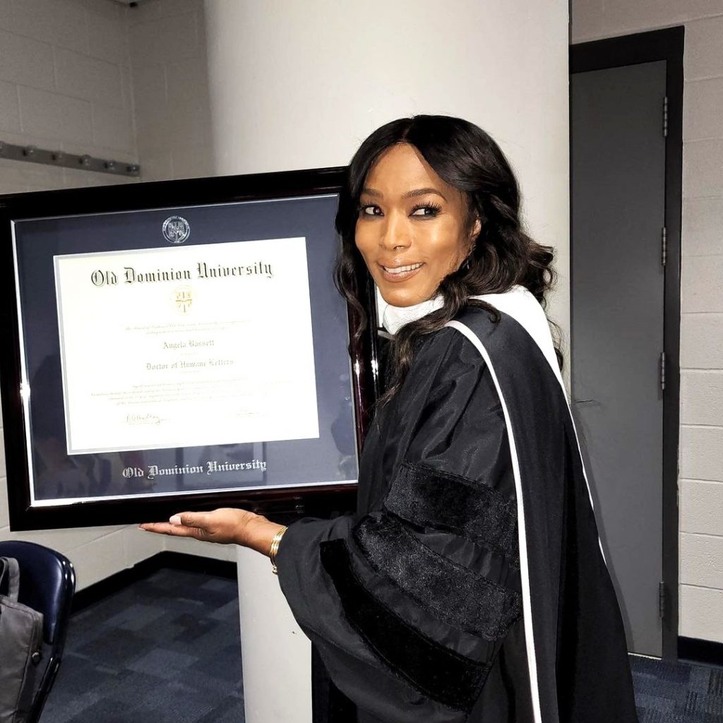 Angela Bassett Holding His Certificate Which Is Given By Old Dominion University WhatsApp DP Image