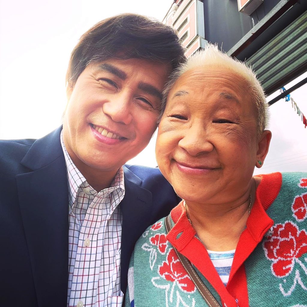 BD Wong And His Mother WhatsApp DP Image