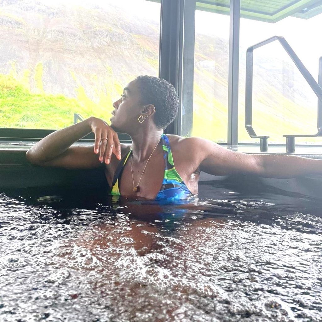 Lashana Lynch Enjoying In Swimming Pool WhatsApp DP Image