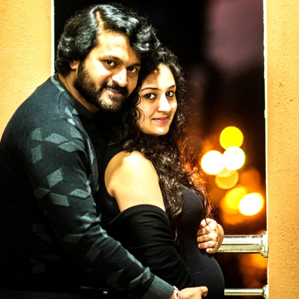 Rishab Shetty And His Wife Cute Moment WhatsApp DP Image