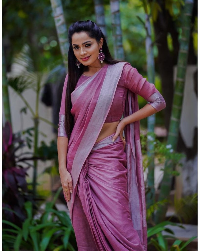 Shobha Shetty Wears A Beautiful Saree