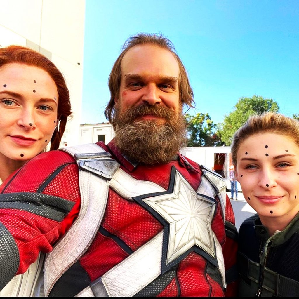 David Harbour And His Co Stars WhatsApp DP Image