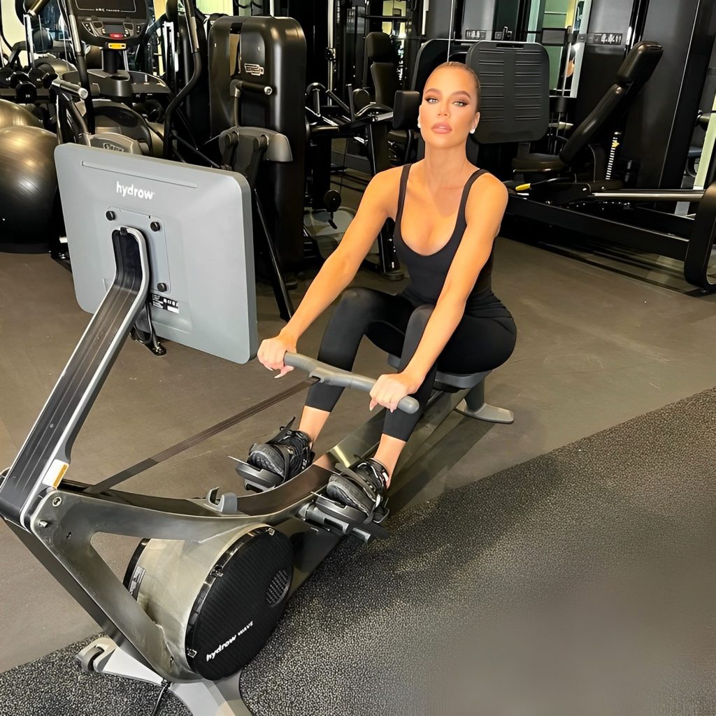 Khloé Kardashian Busy In Workout