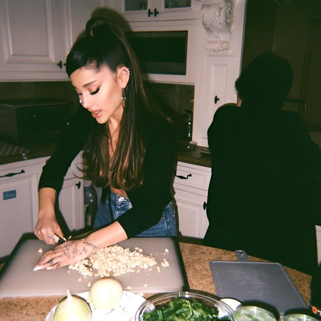 Ariana Grande Busy In Cooking