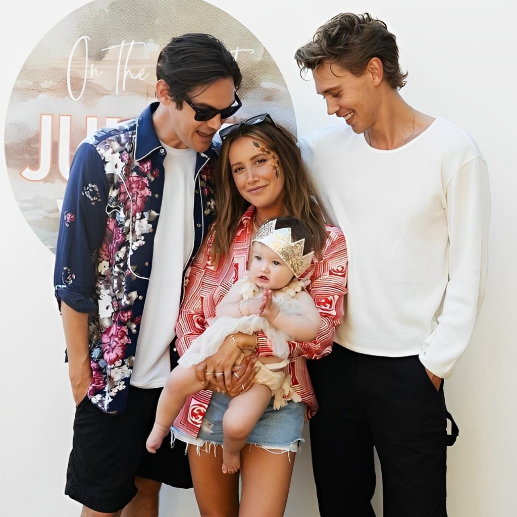 Ashley Tisdale Cute Family Moment