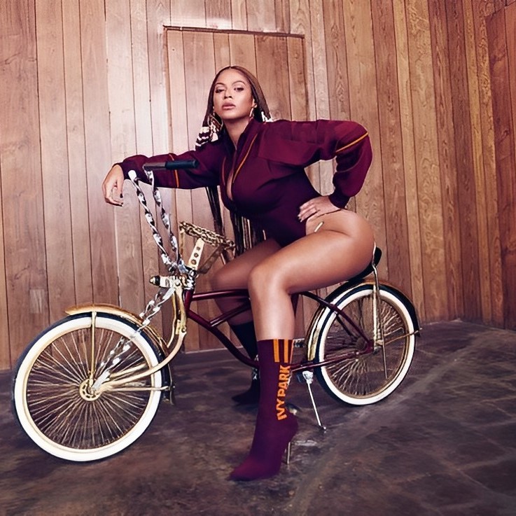 Beyonce Busy In Photoshoot
