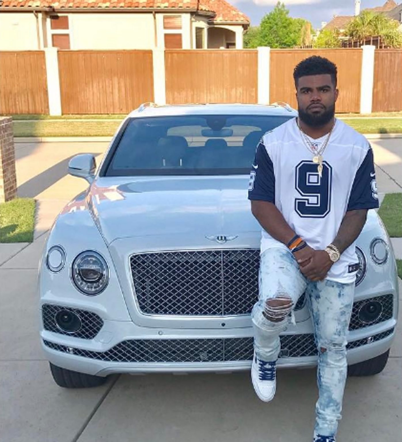 Ezekiel Elliott in 2023 All the best picture collection from his life