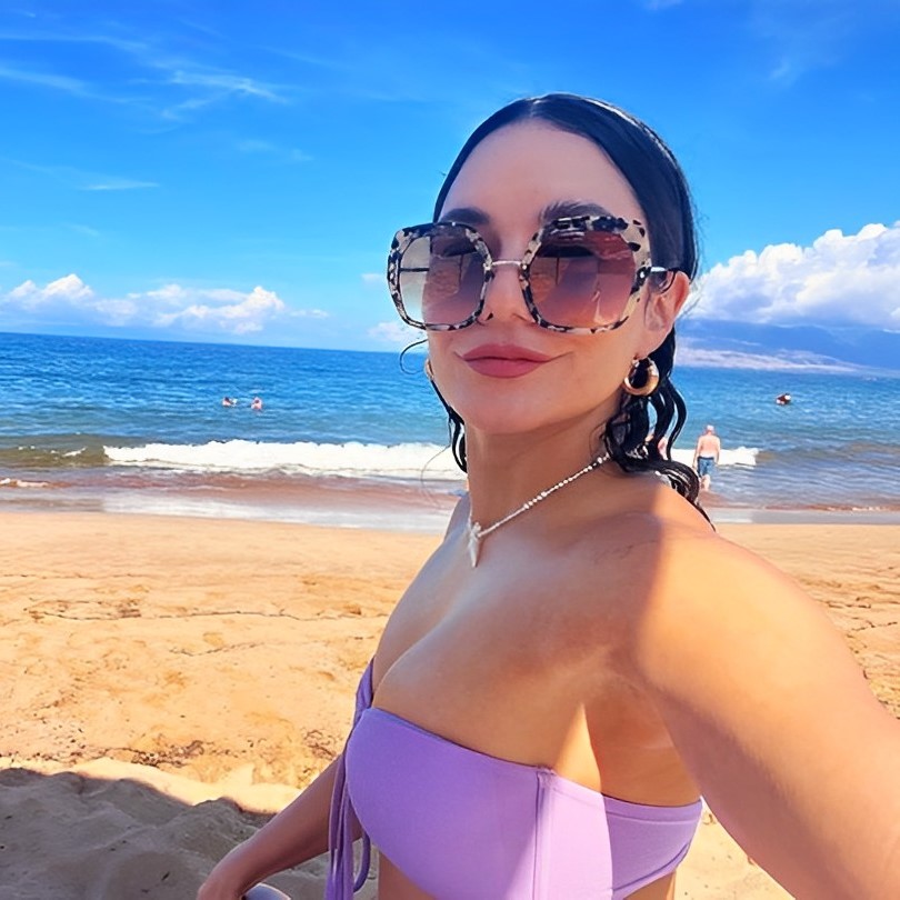 Vanessa Hudgens Enjoying In Sea Beach