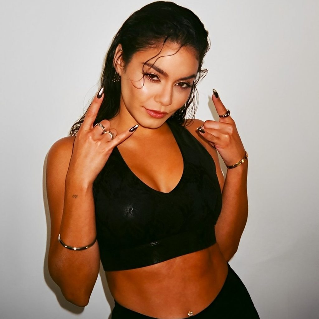 Vanessa Hudgens Hand Expression