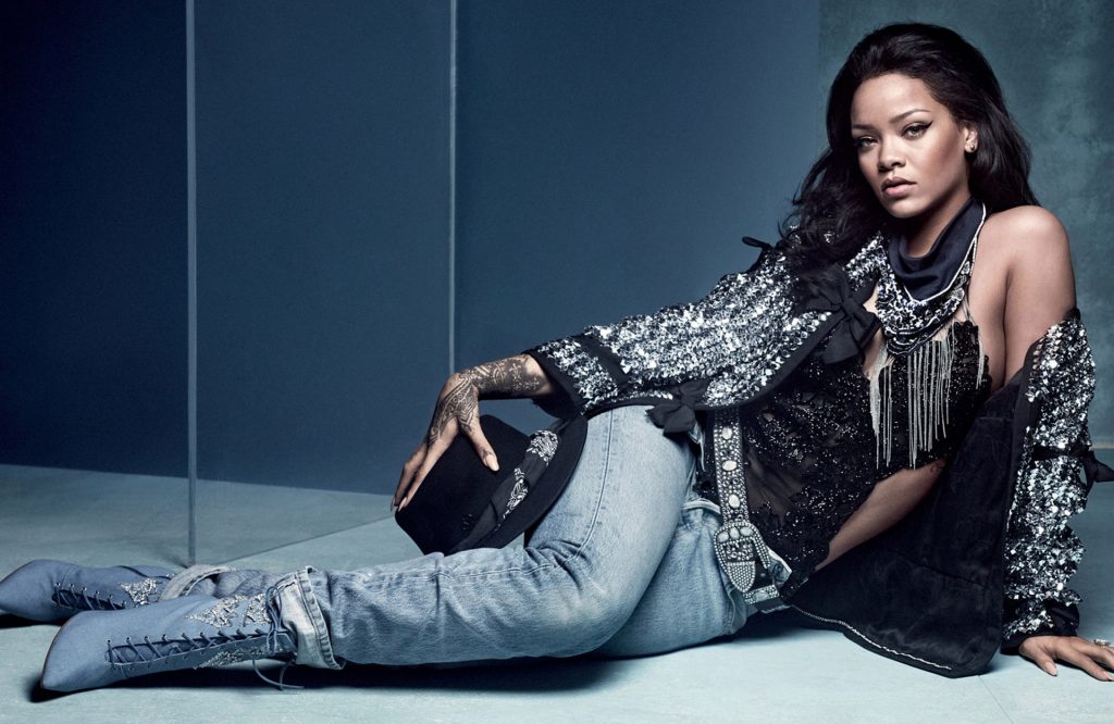 Rihanna Seating Looks